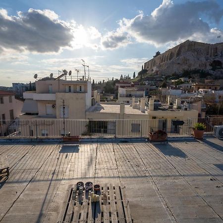 Plaka With Acropolis Rooftop View Access เอเธนส์ ภายนอก รูปภาพ