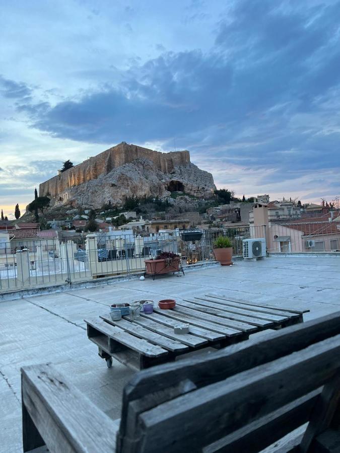 Plaka With Acropolis Rooftop View Access เอเธนส์ ภายนอก รูปภาพ
