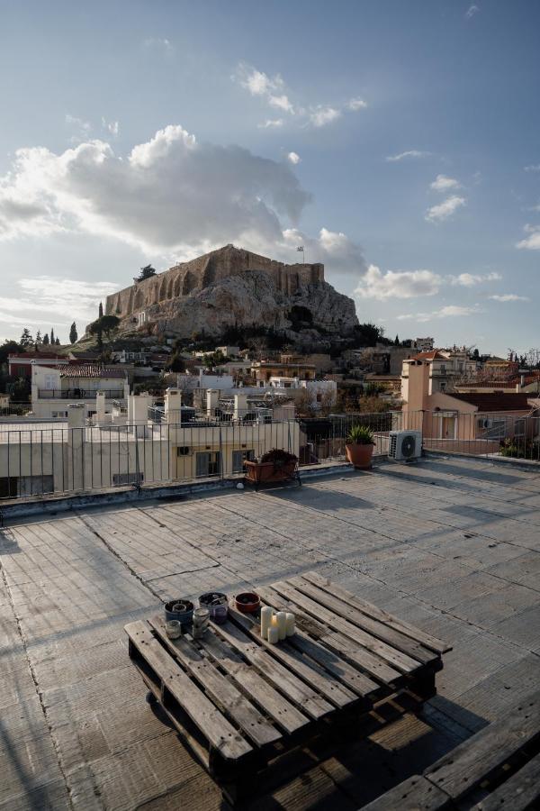Plaka With Acropolis Rooftop View Access เอเธนส์ ภายนอก รูปภาพ